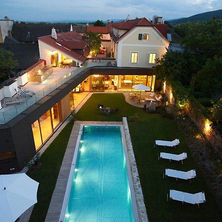 Hotel Landhaus Moserhof Gumpoldskirchen Exterior photo